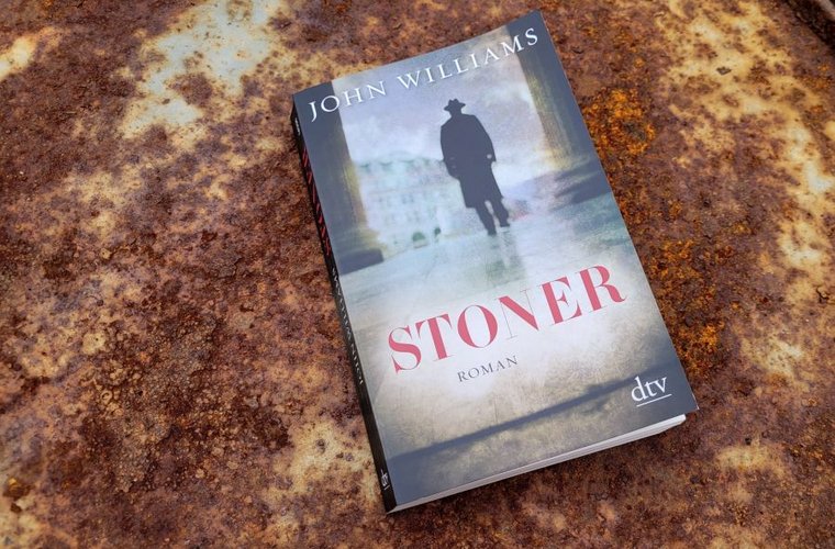 Buchcover Stoner von John Williams